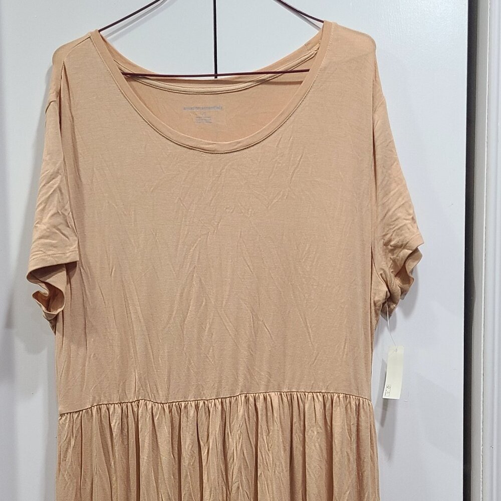 🥵 NWT Tan long dress, short sleeve - Picture 2 of 3